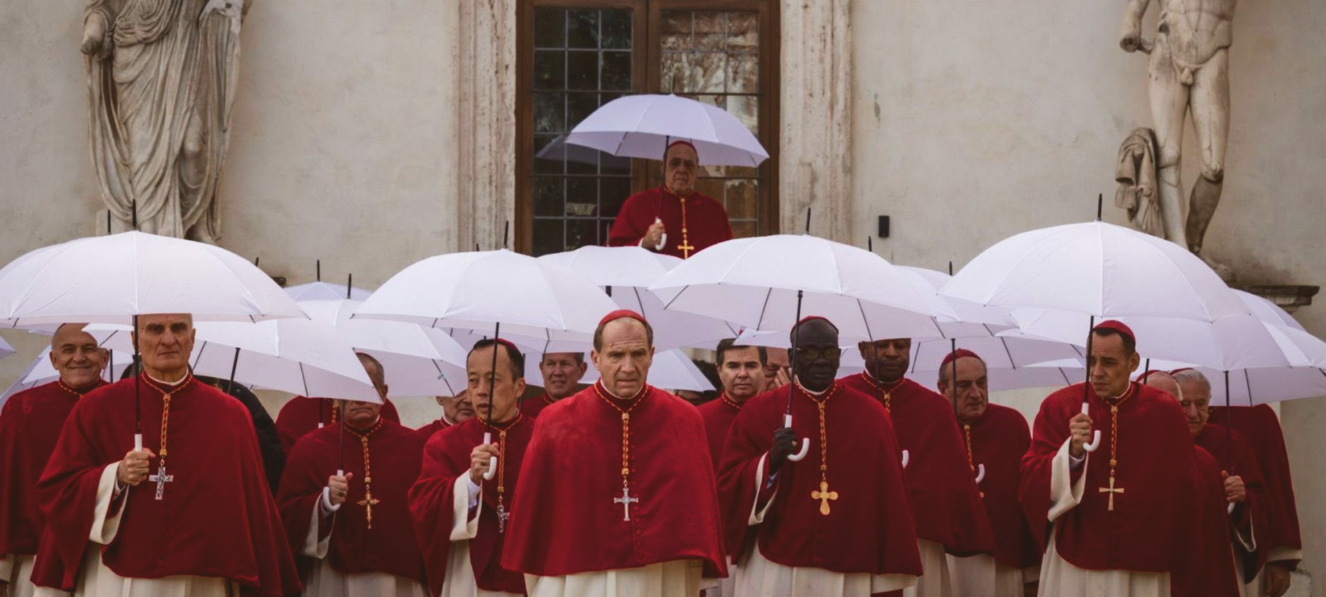 Hoy comienza el Konklaven: la película que revela el proceso electoral del Papa