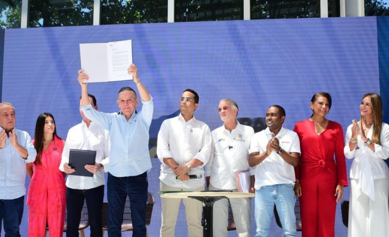 La reunión en Barranquilla promueve un referéndum histórico sobre la autonomía regional