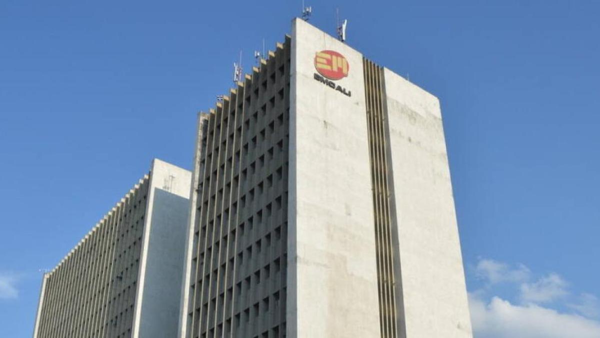 De esta manera, Emcali respondió, después de la intervención excepcional del contrato del controlador para iluminación pública en todo

 – Ojo critico