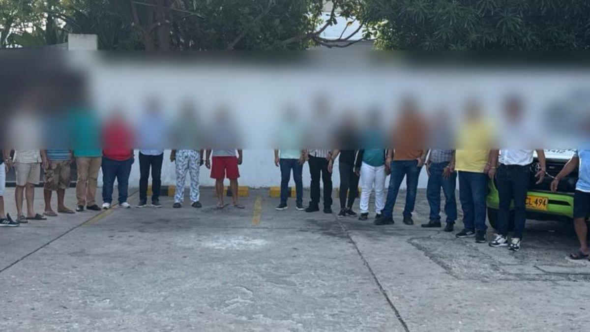 a la prisión 12 Red involucrada, que se aplica a funcionarios y ex funcionarios

 – Ojo critico