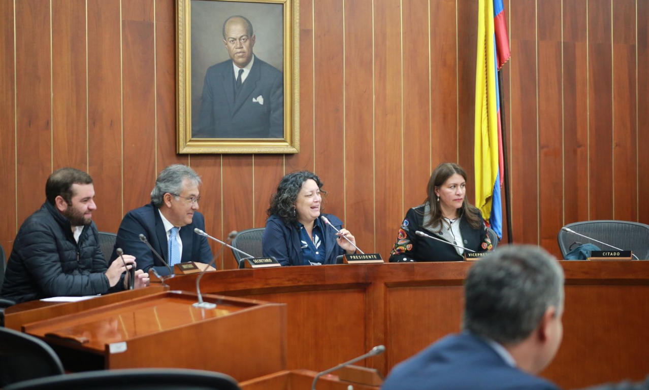 Reforma laboral: Petro y Guilder rechazan la presentación de los partidos tradicionales

 – Ojo critico