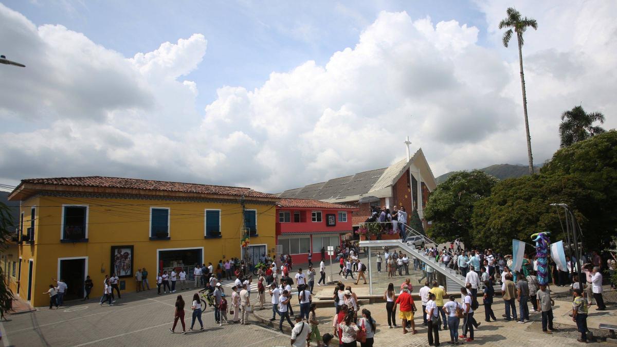 ¿Qué restricciones se usan tres municipios al norte del valle contra los ataques terroristas y el uso de menores?

 – Ojo critico