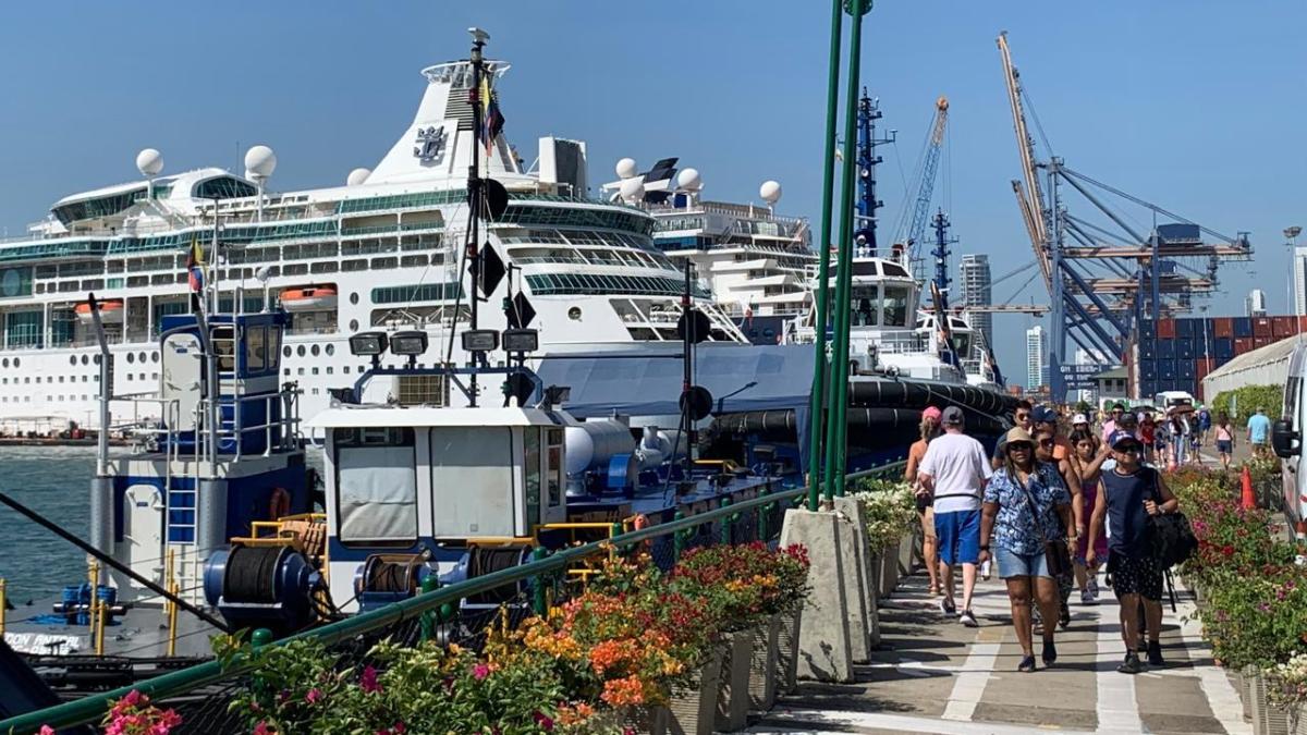 414 204 invitados vinieron al puerto

 – Ojo critico