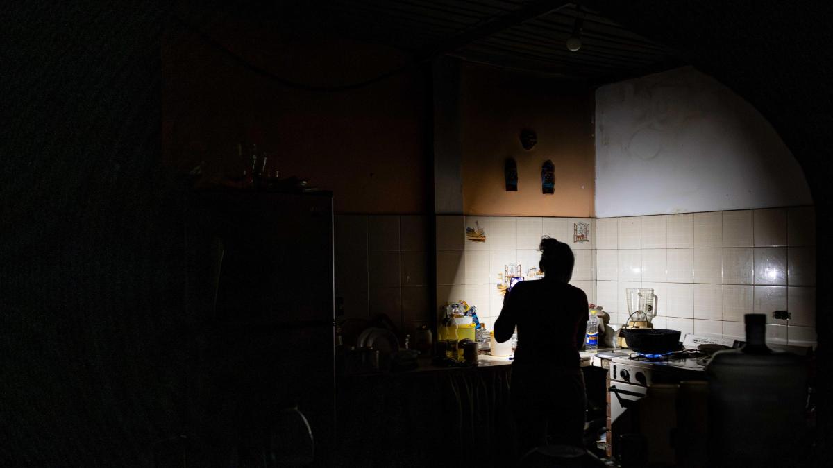 Se dejaron sectores anchos sin energía y un impacto en la movilidad y el comercio

 – Ojo critico