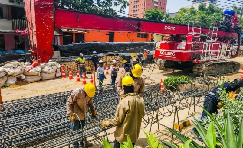 Barranquilla comienza a cerrar carreteras debido a la dirección de 85 street stream y pavimento en la carrera 50

 – Ojo critico