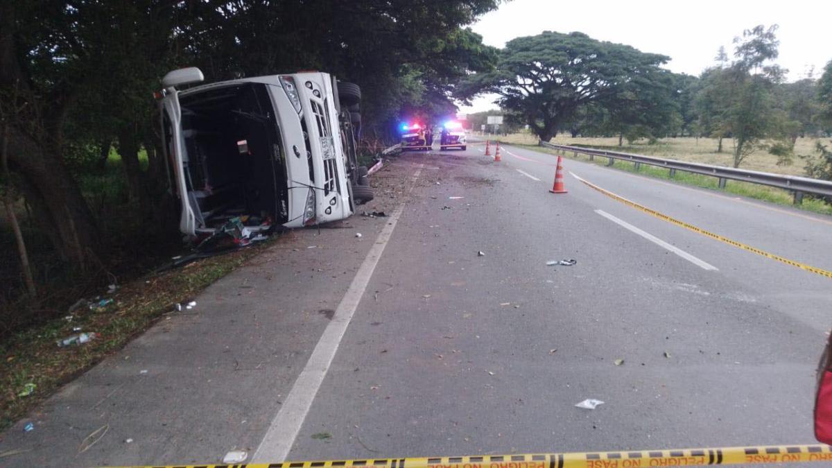 La tragedia en el valle «Ana Sofía estaba feliz»: madre del discurso de una escuela de fútbol menor que murió en un accidente de autobús

 – Ojo critico