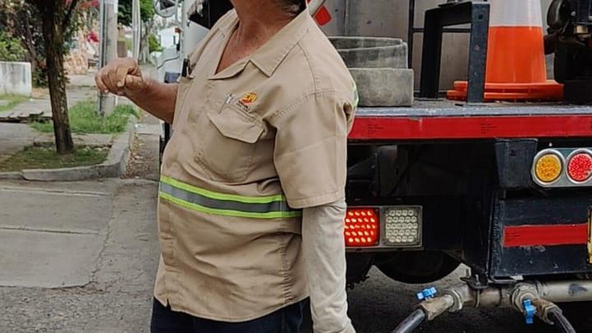 Así es como se acerca el plan de emergencia con tanques

 – Ojo critico