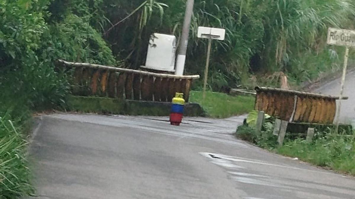 Las autoridades controlaron la explosión abandonada de la manera principal de Jamundí

 – Ojo critico
