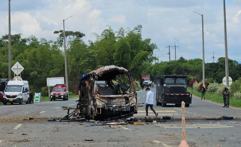 Dos explosiones en el Sr. American y Jamundí Road dejan cuatro muertos

 – Ojo critico