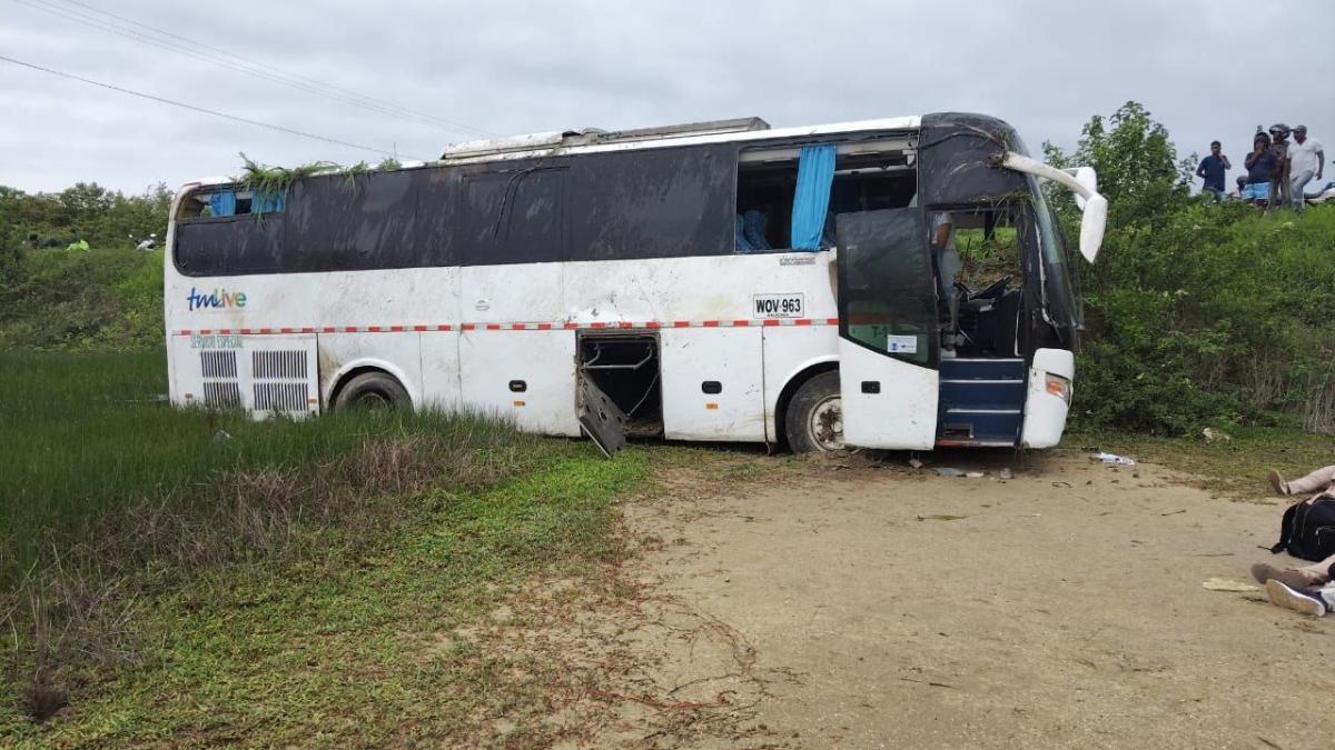 Dead y 20 hojas heridas del autobús de accidente con trabajadores del hotel Decameron en Barú, Cartagena

 – Ojo critico