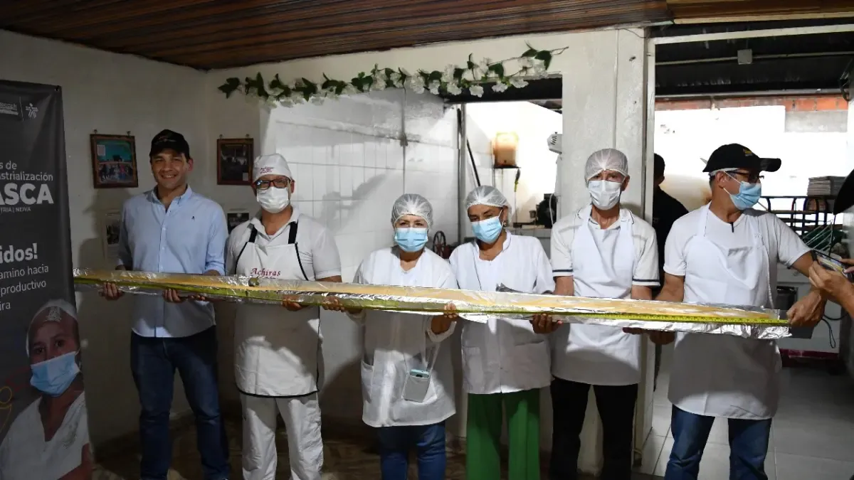 Huila conduce su tradición con el pastel de tres metros de Achira, que viajará a Neiva el día de Achir

 – Ojo critico