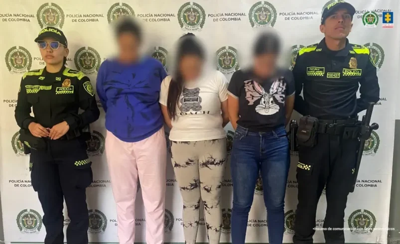 Mamá y tía de una niña de 5 años tomó fotos sexuales y las vendieron

 – Ojo critico