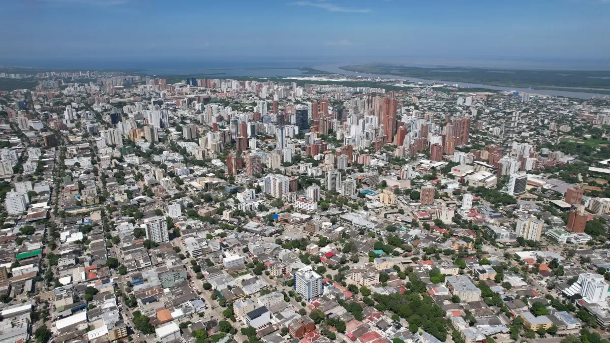 Barranquilla presenta un frente de seguridad en 37 centros comerciales para evitar el robo y

 – Ojo critico