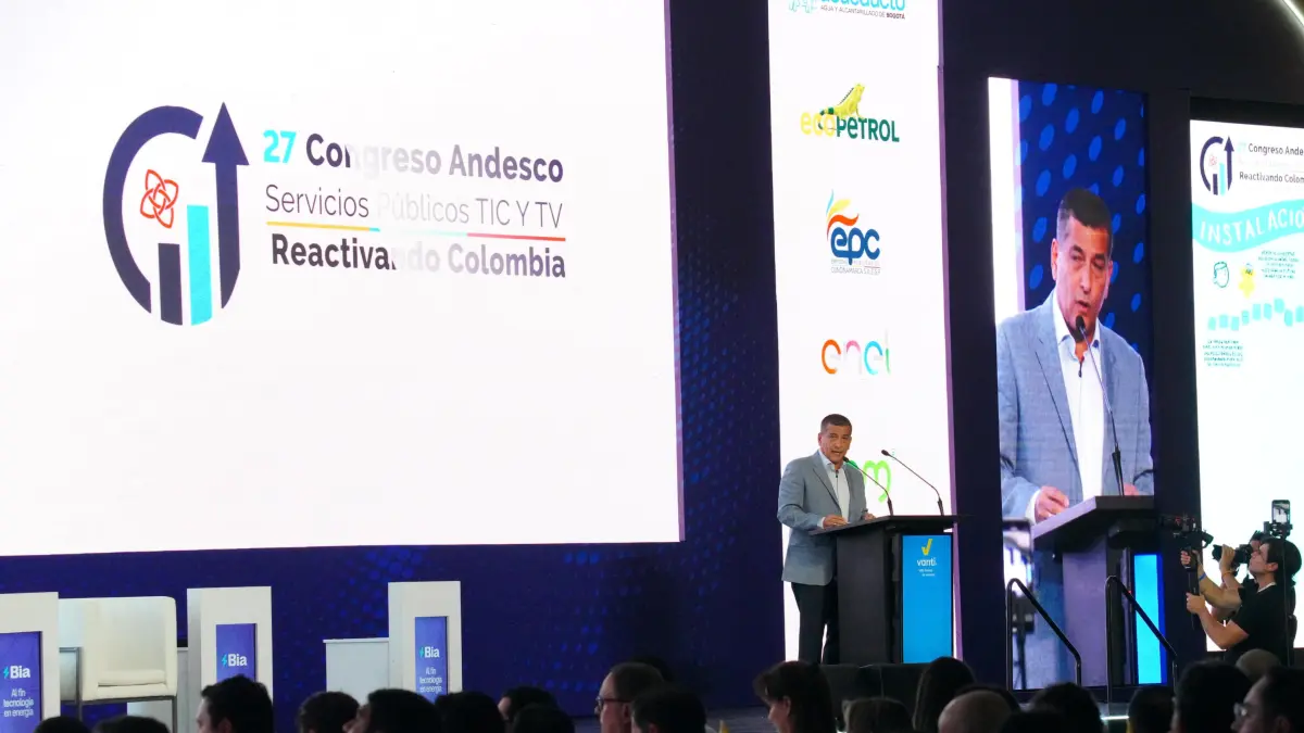 «La gente espera soluciones, no tintes ideológicos», pregunta sobre el alcalde de Cartagena en la apertura del Congreso

 – Ojo critico