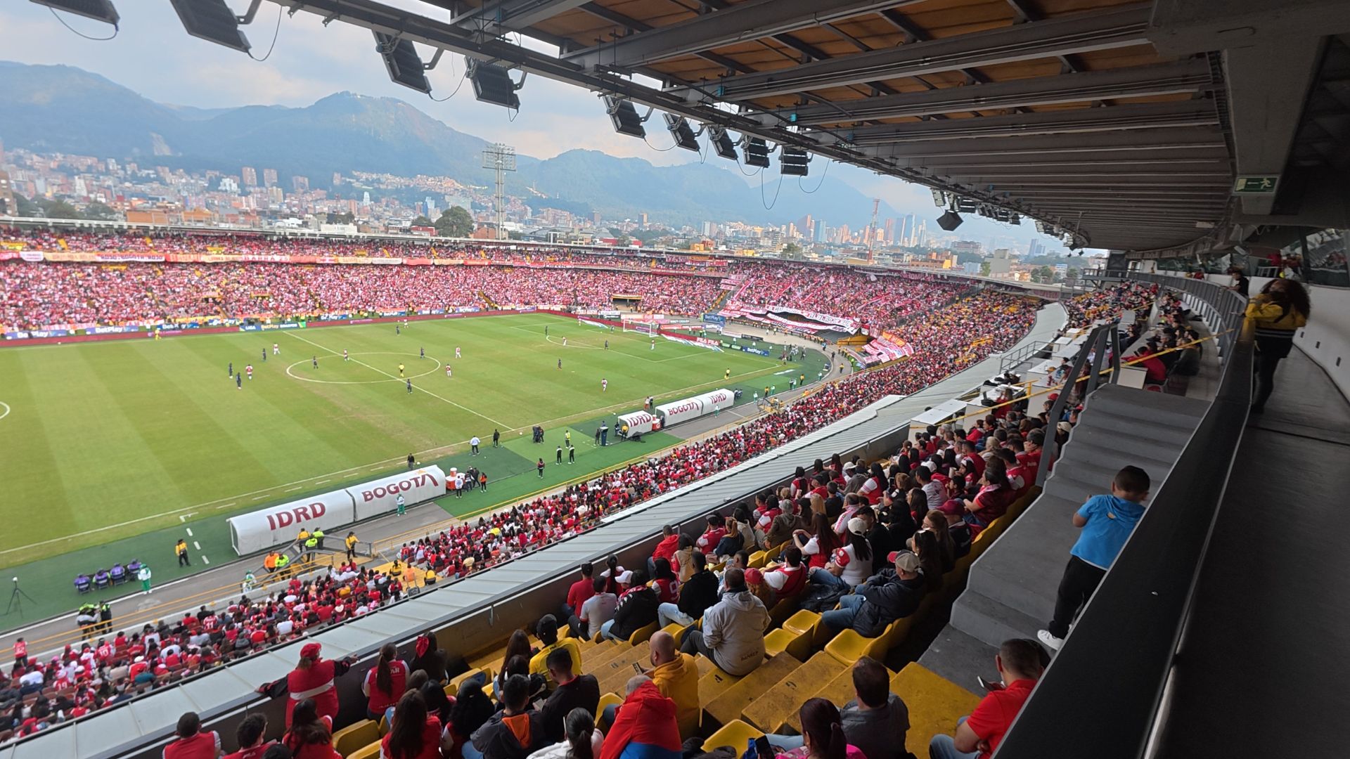 El otro juego: ¿Cómo mueve el fútbol la economía y la ciudad?

 – Ojo critico