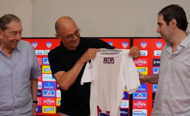Lo que Alfredo Arias dijo cuando se le presentó como entrenador junior

 – Ojo critico