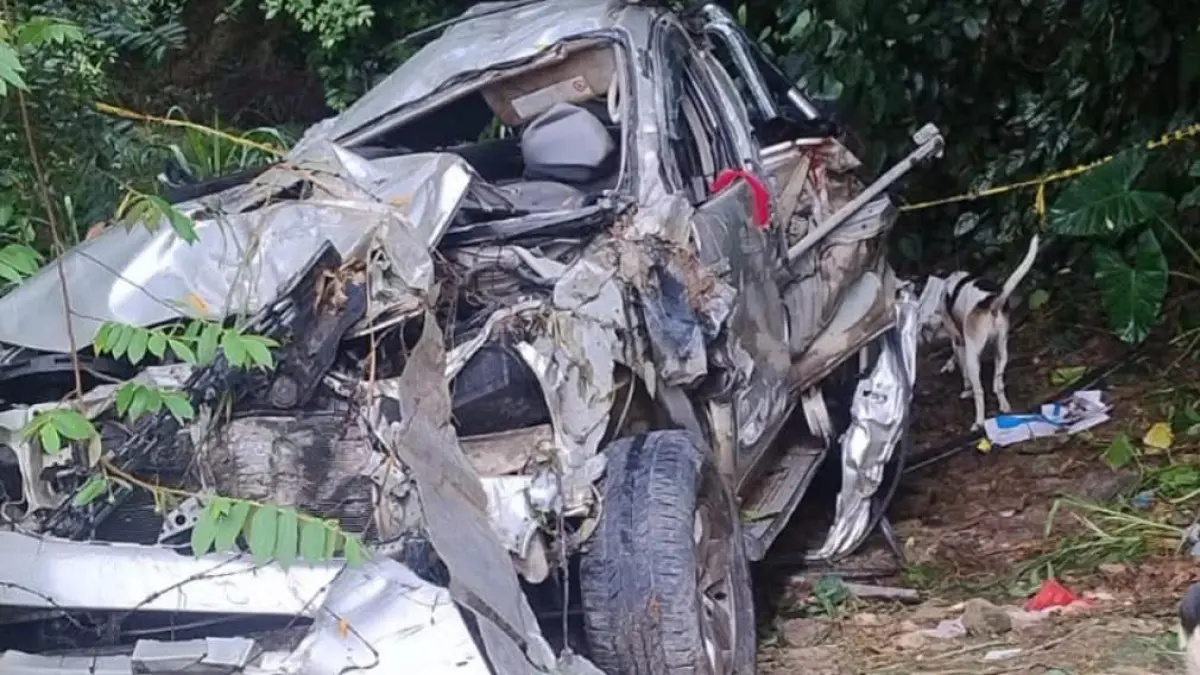 En emergencia, murió e hirió

 – Ojo critico