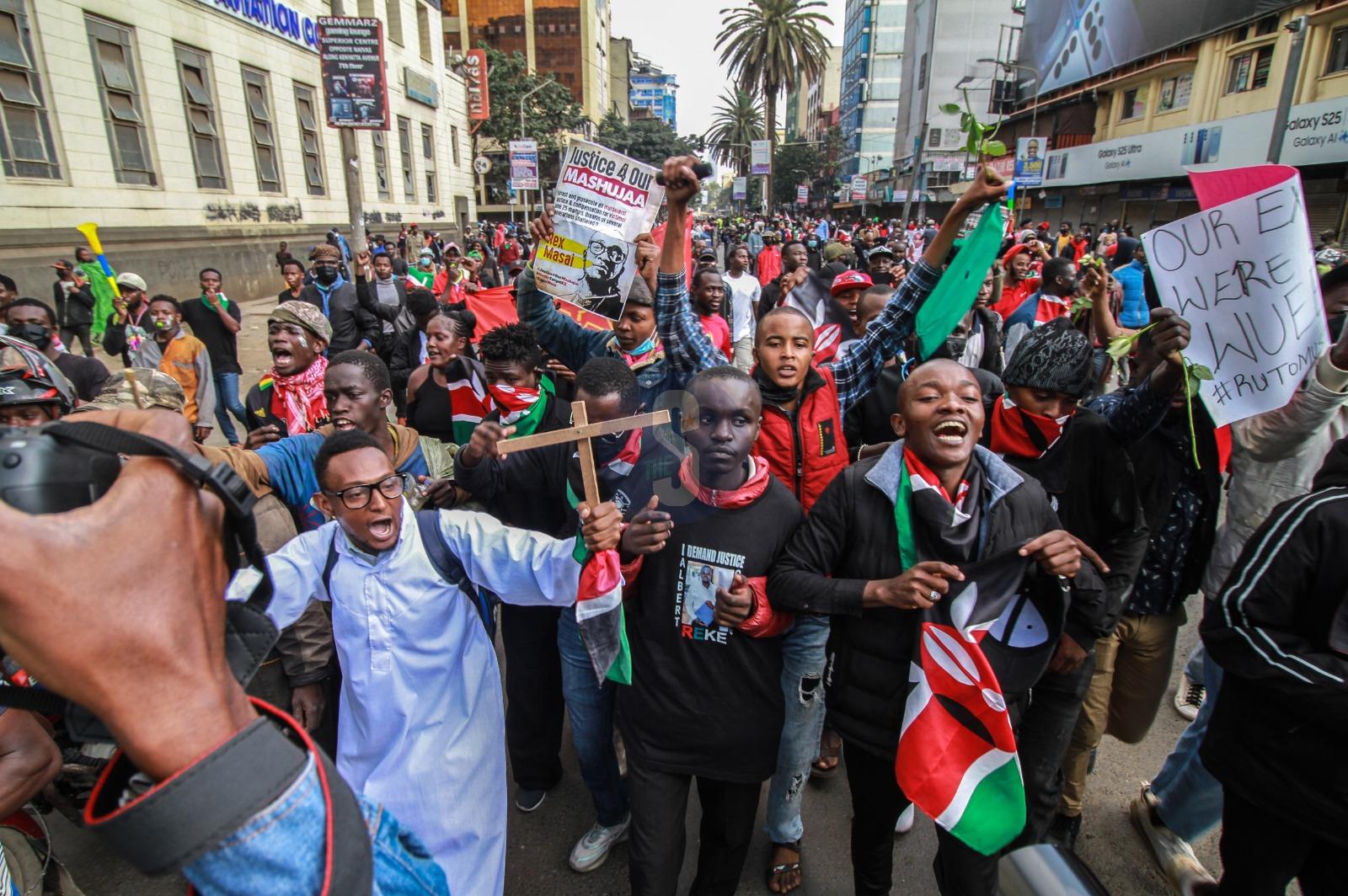 Las protestas en Kenia dejan 16 muertos y más de 400 heridos

 – Ojo critico