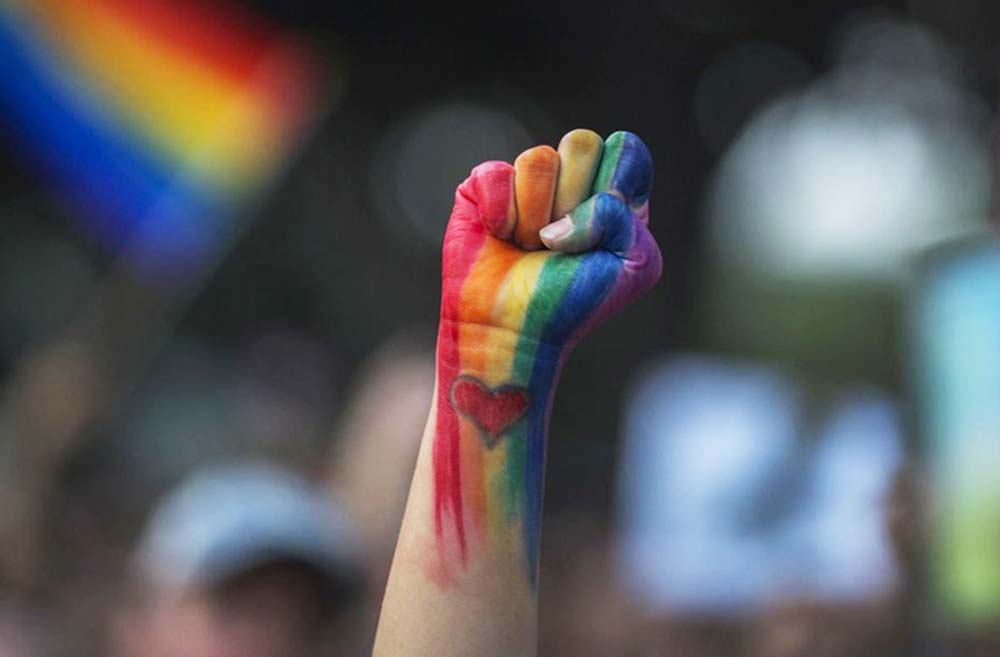 LGBTIQ+Día del Orgullo: Historia, visibilidad y celebridades que lo celebran con coraje

 – Ojo critico