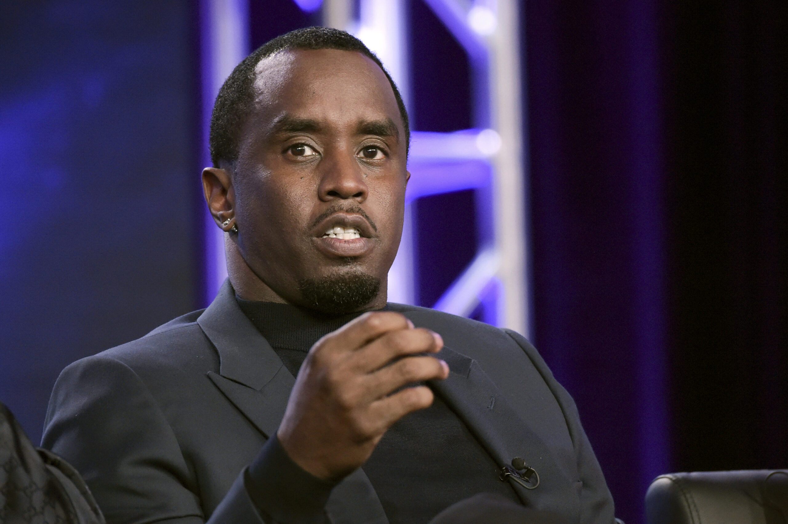 Diddy Combs fue declarado culpable de prostitución, pero lo absorbió con comercio sexual

 – Ojo critico
