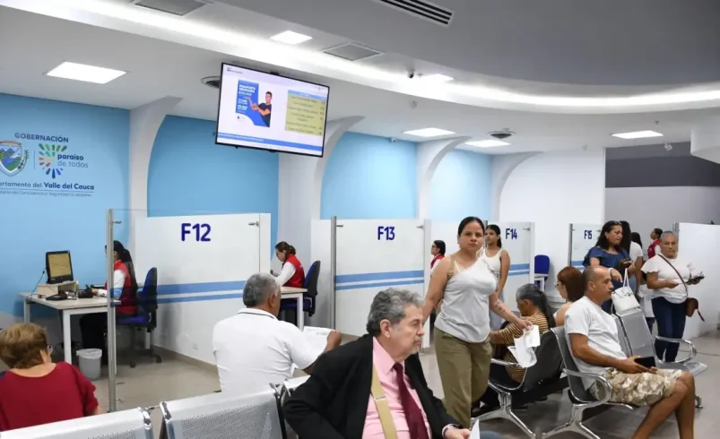 ¿Cómo está trabajando la oficina para proporcionar pasaportes en Valle del Cauca, a pesar del desastre en el Acuerdo Nacional?

 – Ojo critico