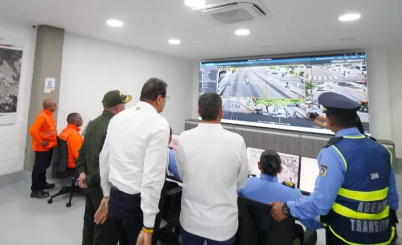 Movilidad en el ritmo de sensores, cámaras y red de fibra óptica

 – Ojo critico