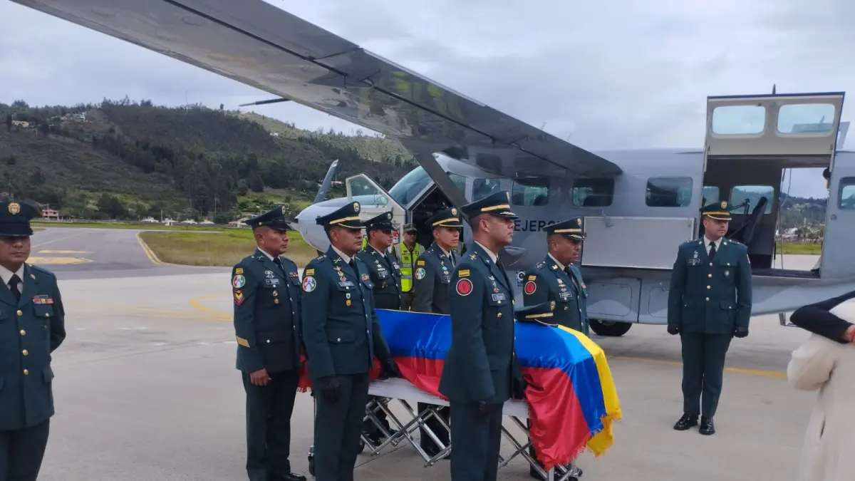 El oficial de la «bomba de mula» en Valdivia será liberado con distinción en Boyacá

 – Ojo critico