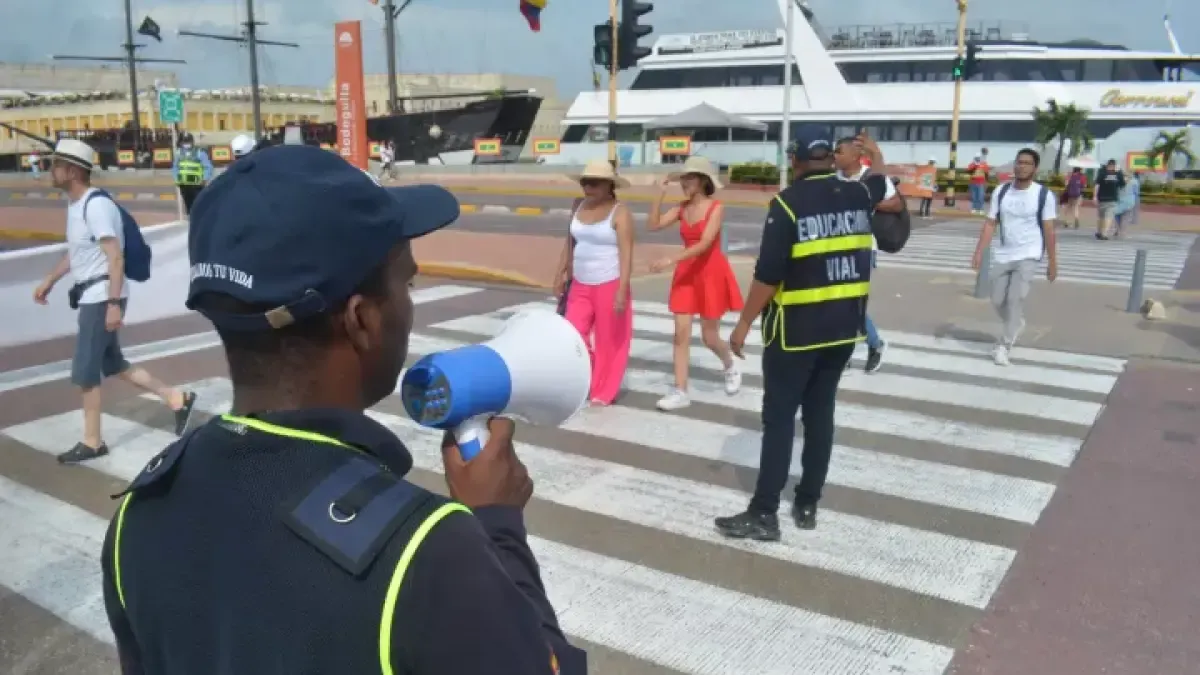 Datt lanza una campaña para prevenir accidentes peatonales

 – Ojo critico
