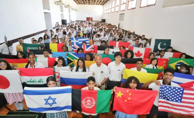 En Cartagen, más de 400 jóvenes de las escuelas públicas estudiarán y practican la negociación de modelos de las Naciones Unidas.

 – Ojo critico