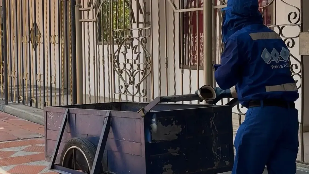Trabajo tranquilo de personas que mantienen a Barranquilla limpia
 – Ojo critico