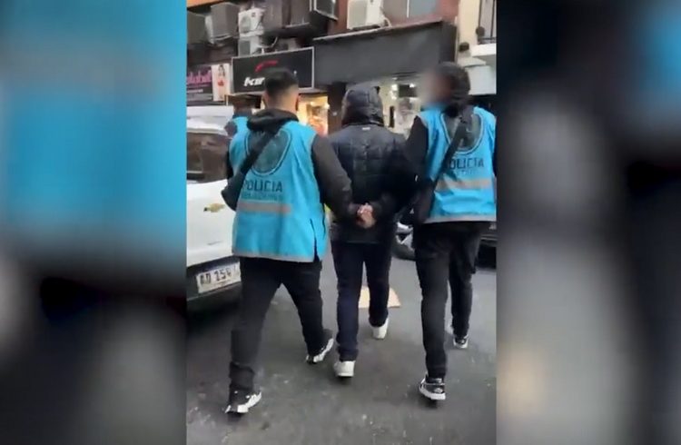 Narco colombiano cayó al prisionero en Argentina: su pérdida fue una huella digital accidentalmente en una droga transmitida a Europa

 – Ojo critico