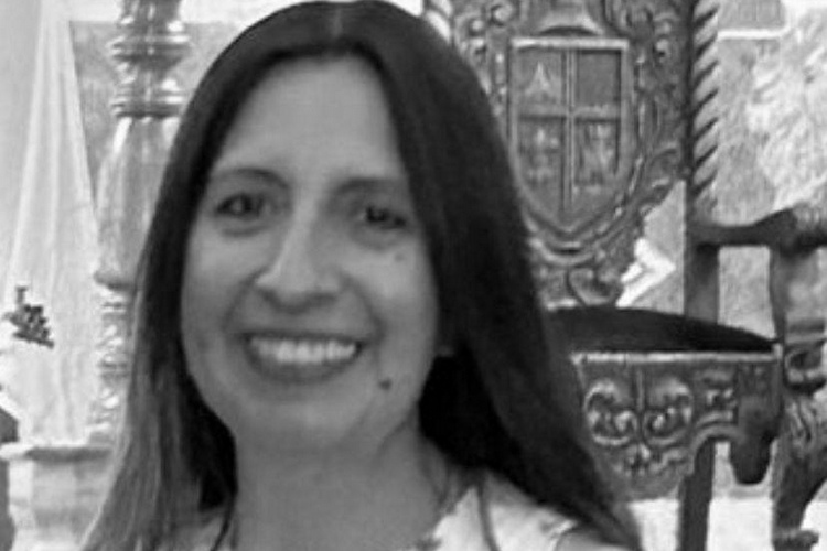 No confía en su sombra: esta mujer fue asesinada y abandonada en una maleta por su propia sobrina, una ladrona

 – Ojo critico