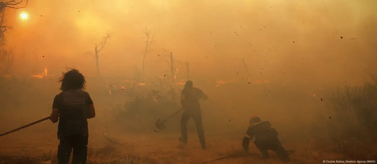Estado agudo para incendios en toda Grecia

 – Ojo critico