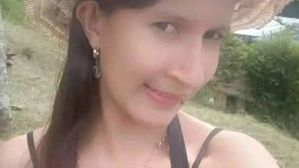 Grabaron creciendo desde el río y vieron cómo el presente estaba tirando de la mujer en el enamoramiento: «¡Terrible, lo tomó!»

 – Ojo critico
