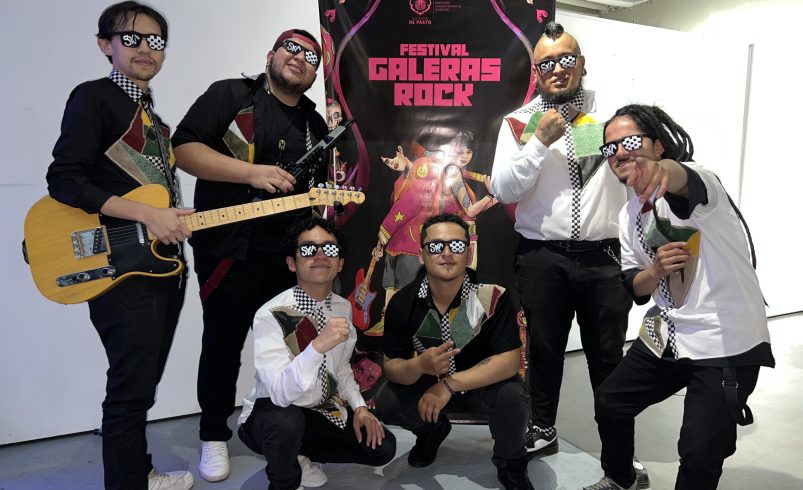 Rock vive en pasto

 – Ojo critico