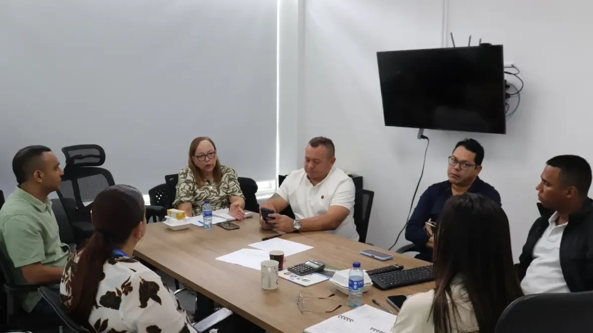 «La deuda millonaria de EPS expone la atención al bajo calibre, el sur de Córdoba y el sur de Bolívar»

 – Ojo critico