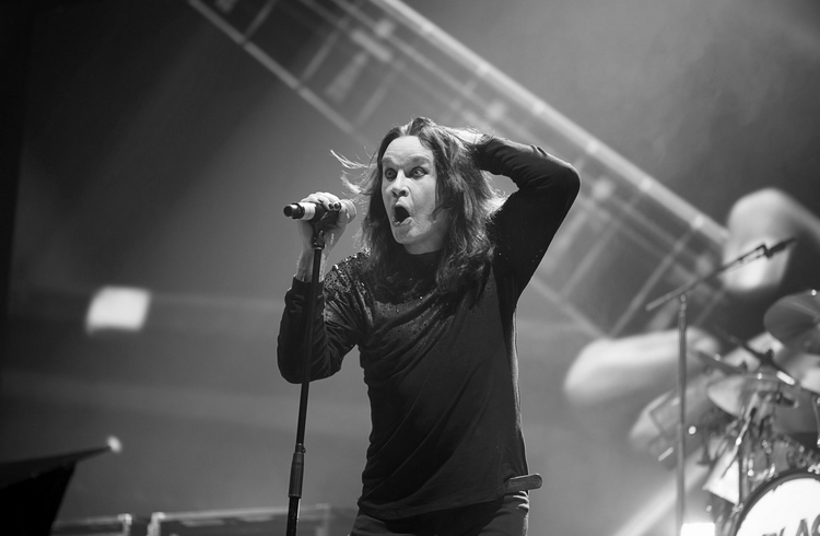 Ozzy Osbourne muere a los 76 años: Rock está de luto por el juego del mítico Black Sabbath Singer

 – Ojo critico