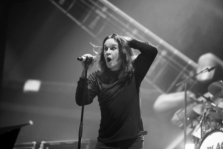 Ozzy Osbourne muere a los 76 años: Rock está de luto por el juego del mítico Black Sabbath Singer
 – Ojo critico