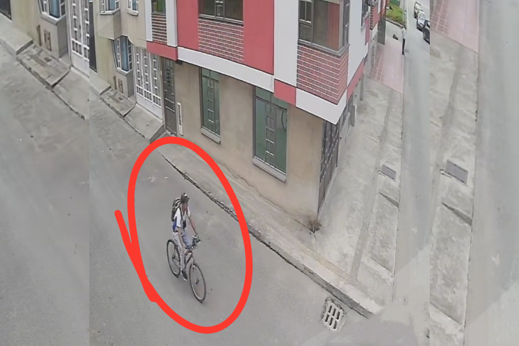 Una mujer fue víctima de acoso sexual para un ciclista

 – Ojo critico