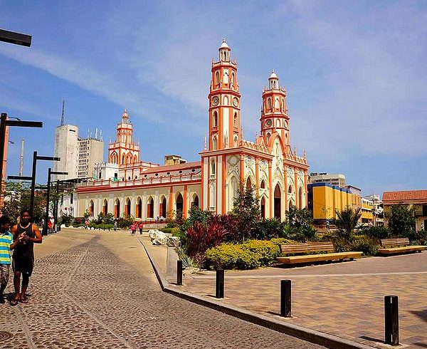 Ruta de las TIC ”: más de 5,000 Barranquilleros ya se benefician de la inclusión digital

 – Ojo critico