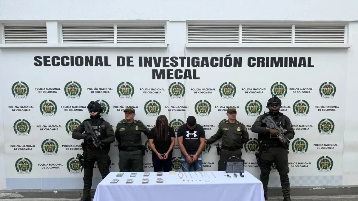 Su líder era una mujer y su pareja tenía una casa en prisión.
 – Ojo critico