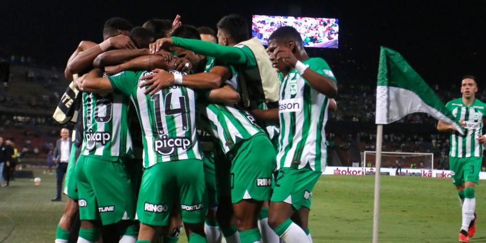 Esta es la patria entre el atlético nacional y una vez caldas

 – Ojo critico