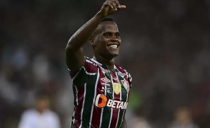 Jhon Arias es galardonado como el mejor delantero de la Copa Mundial de Clubes 2025

 – Ojo critico