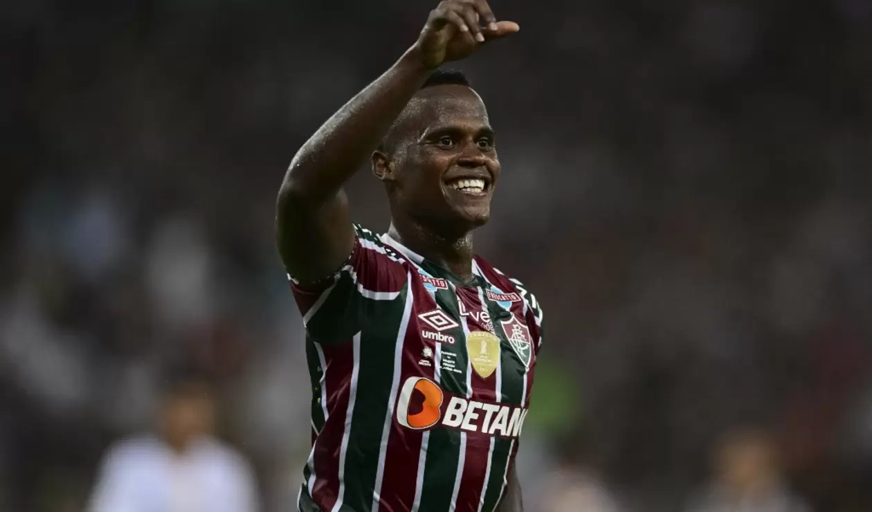 Jhon Arias es galardonado como el mejor delantero de la Copa Mundial de Clubes 2025

 – Ojo critico
