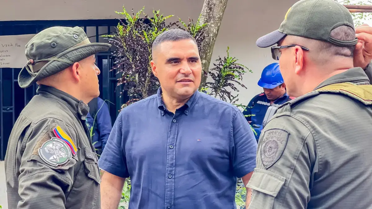 «No me silenciará. Quieren intimidarme y silenciarme

 – Ojo critico