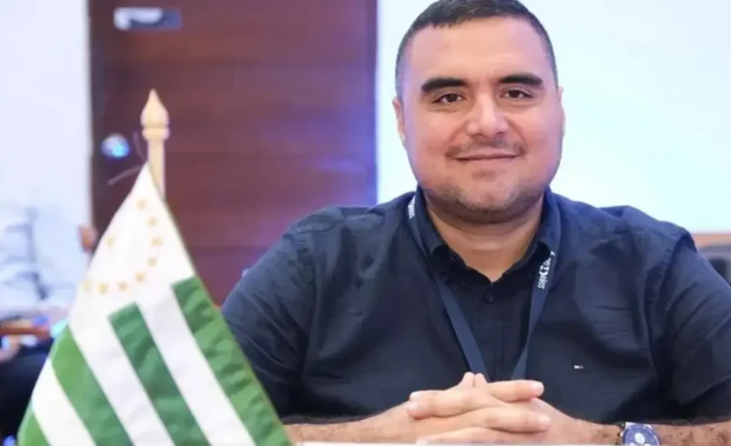Luis Francisco Ruiz dice, el presidente que enfrenta la amenaza de los disidentes hoy

 – Ojo critico