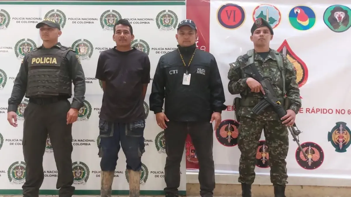 Capturan el apodo de Pate Palo en Putumayo, líder de logística de la red de soporte de estructura «Raúl Reyes», una de las facciones «Calarcá»
 – Ojo critico