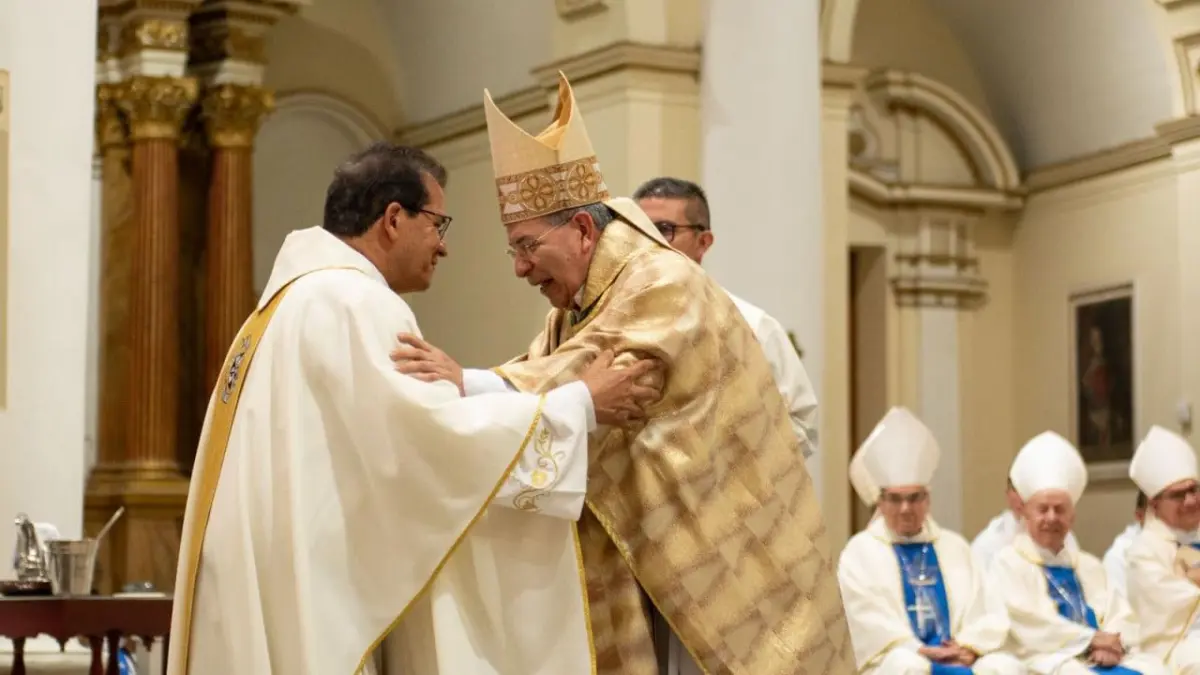 Es el monseñor Ramón Alberto Rolón, nombrado por el Papa Leo XIV como un nuevo obispo de la diócesis de Chiquinquirá, en el oeste de Boyacá
 – Ojo critico