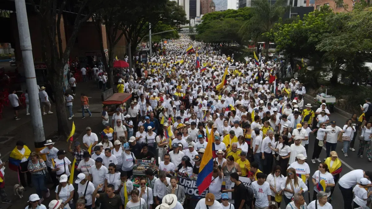 De esta manera, los pisos en 28 ciudades en Colombia fueron la movilización
 – Ojo critico