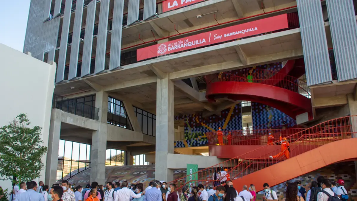 El primer simposio sobre el tema de la memoria y el patrimonio documental aparece en la era digital de la ciudad.
 – Ojo critico